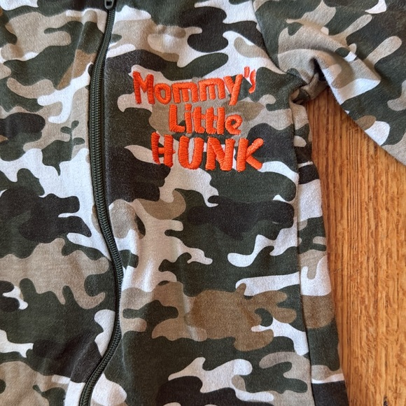 Cutest hunting theme footies - Picture 2 of 2